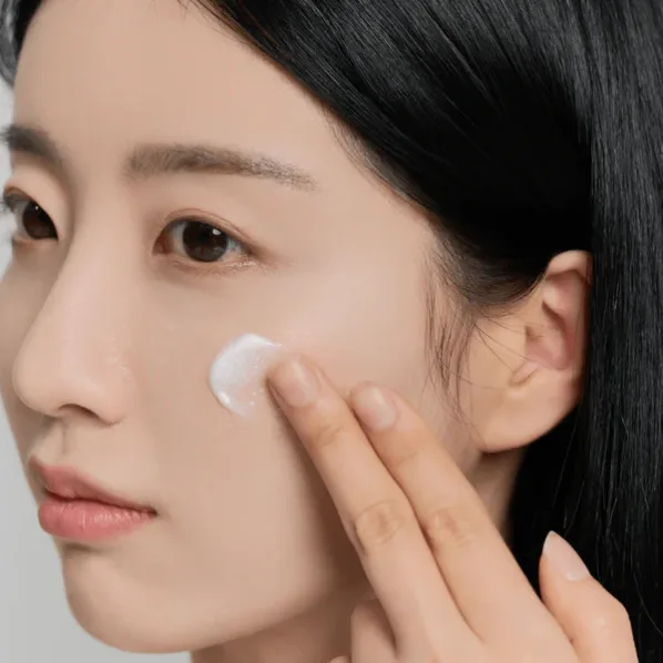 skin1004-madagascar-centella-tone-brightening-capsule-cream-75m-37793803501814_600x